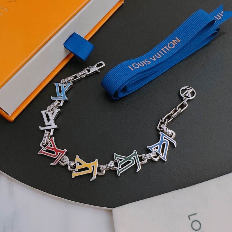 LV Bracelet 02lyr77